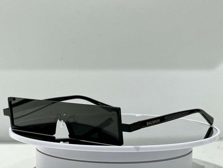 Picture of Balmain Sunglasses _SKUfw43945551fw